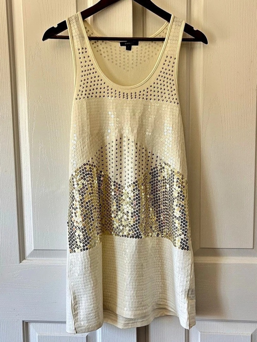 Double Zero Sequin Embellished dress in Cream Size Medium